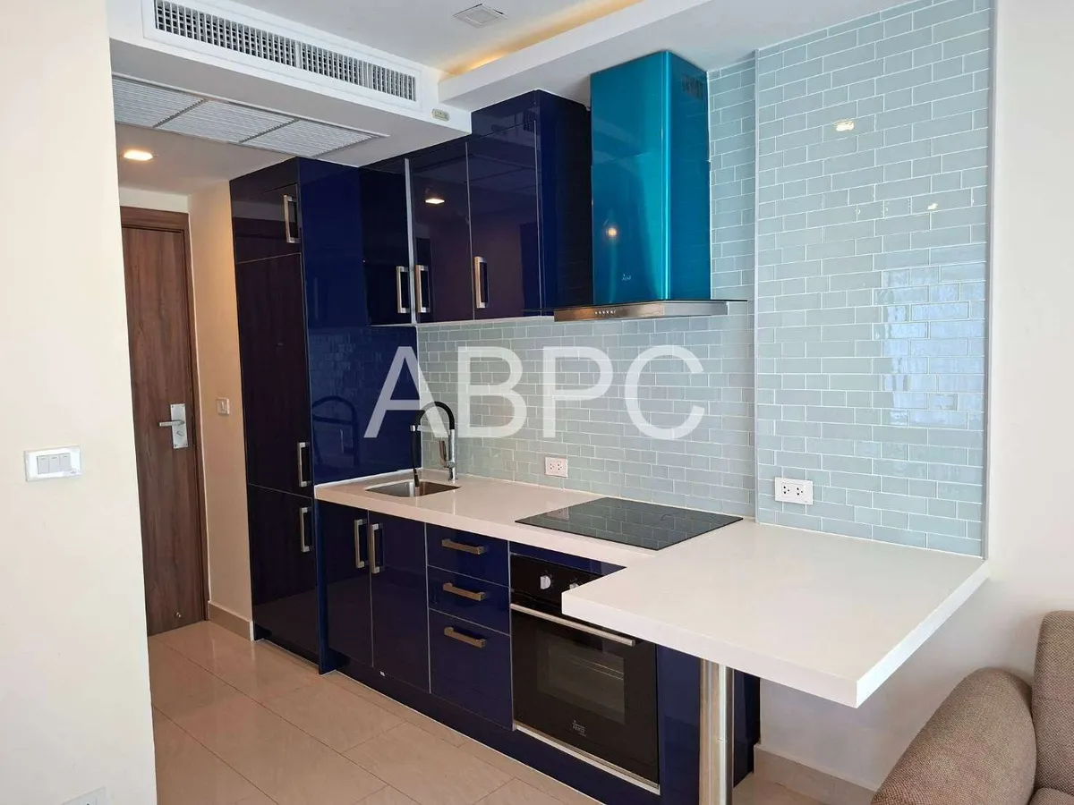 Pool Access 2 Bed 2 Bath Condo In Central Pattaya photo 3