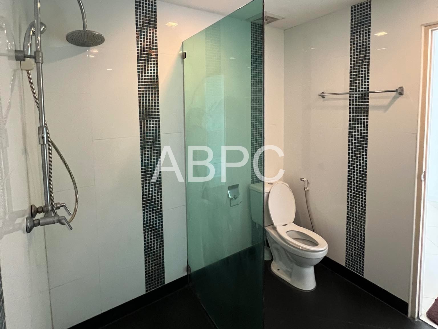 1 Bedroom 1 Bath City View Condo in Jomtien - Daisy Residence photo 12