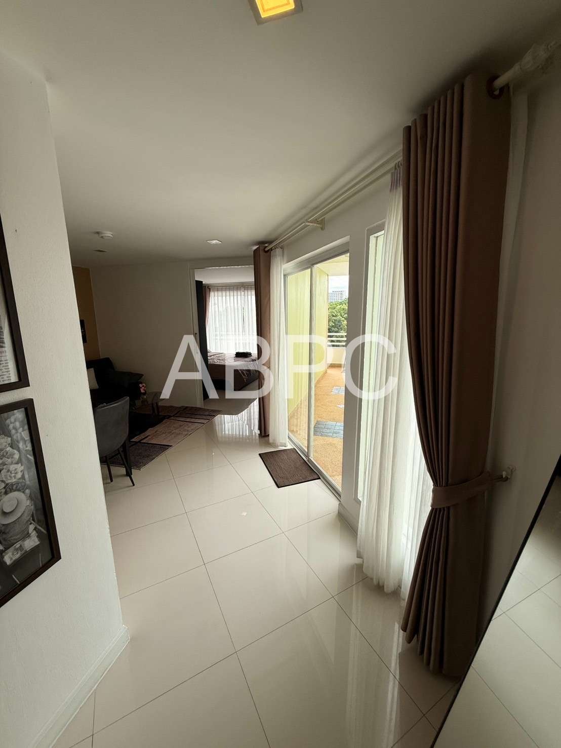 1 Bedroom 1 Bath City View Condo in Jomtien - Daisy Residence photo 9