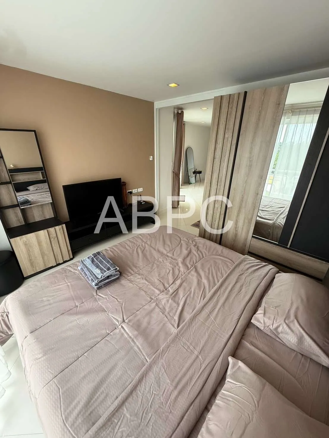 1 Bedroom 1 Bath City View Condo in Jomtien - Daisy Residence photo 5