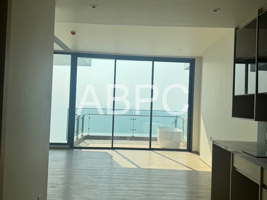 1 Bedroom 1 Bathroom Terrace Horizon at Arom Wongamat photo 2