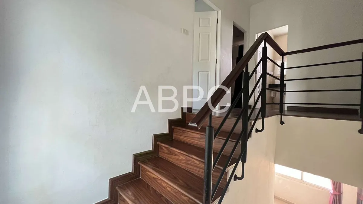 3 Bedrooms 3 Bathrooms in East Pattaya photo 12