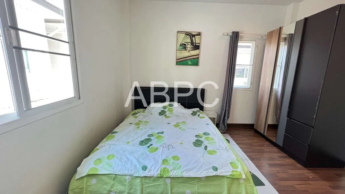 3 Bedrooms 3 Bathrooms in East Pattaya photo 5