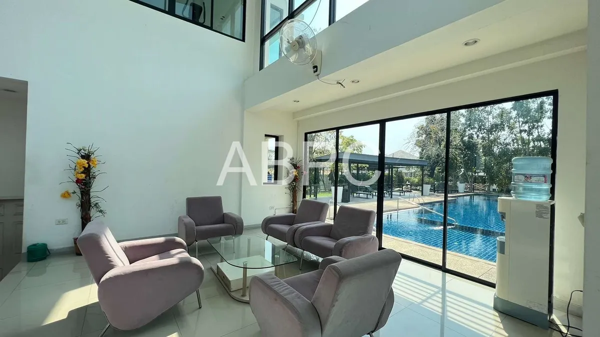 3 Bedrooms 3 Bathrooms in East Pattaya photo 6