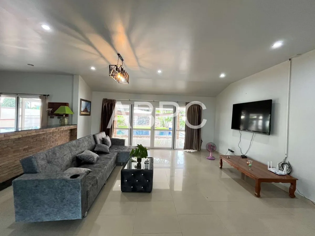 3 Bedrooms 3 Bathrooms in Mapprachan photo 15
