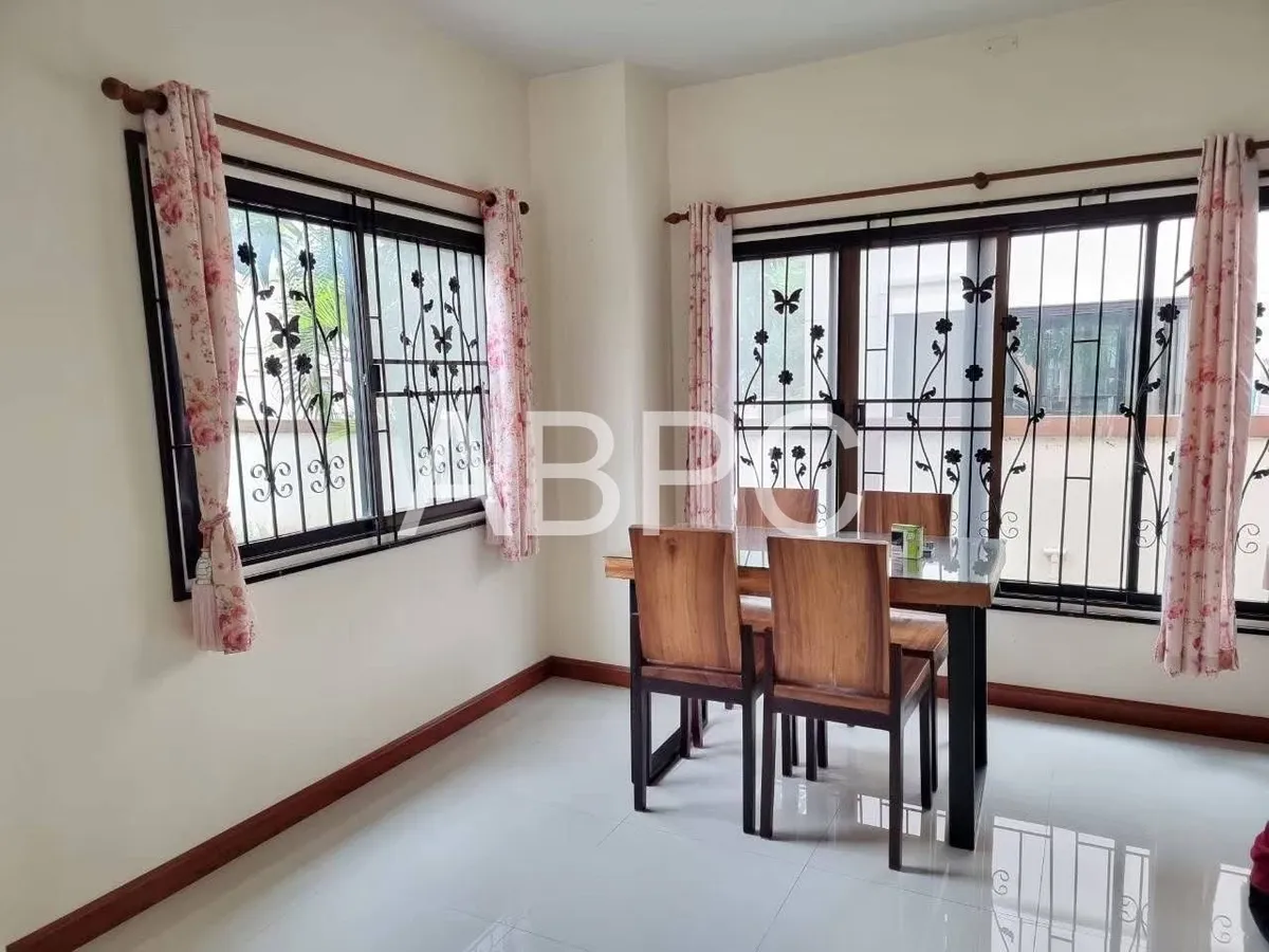 3 Bedrooms 3 Bathrooms in East Pattya photo 6