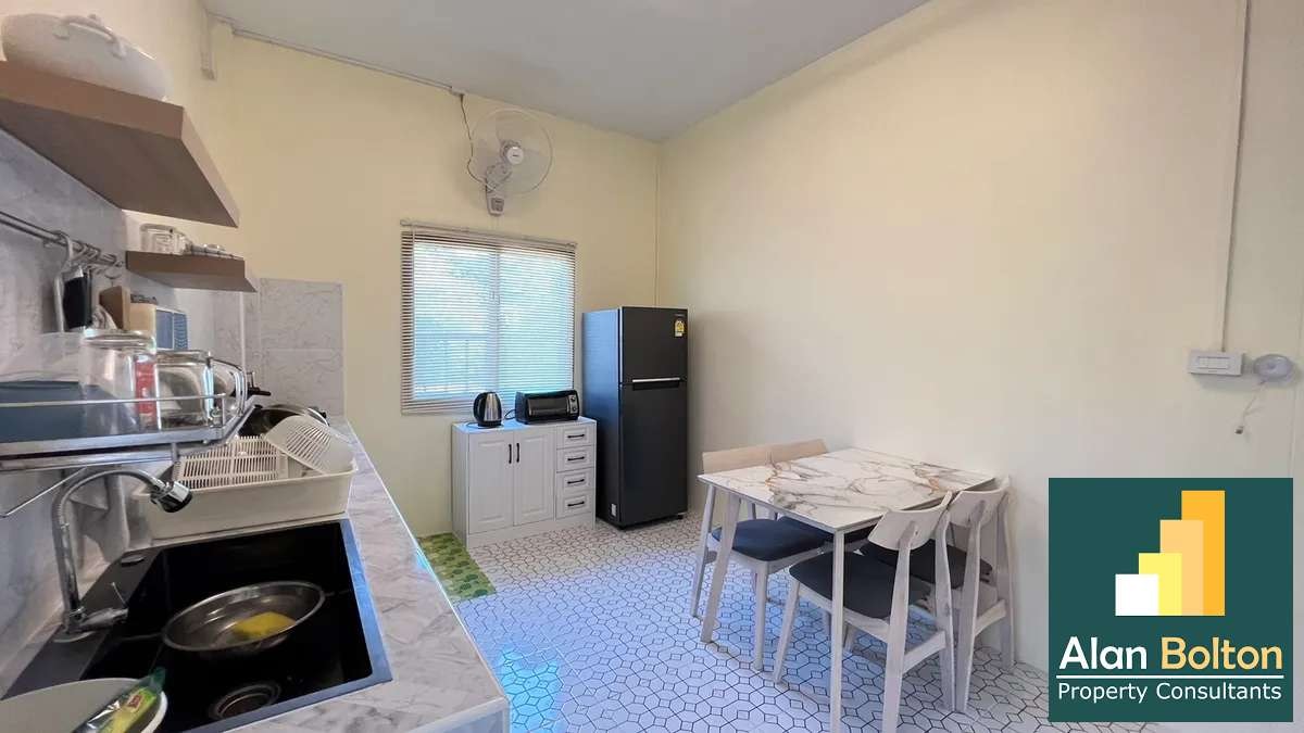 3 Bedrooms 2 Bathrooms in East Pattaya photo 11