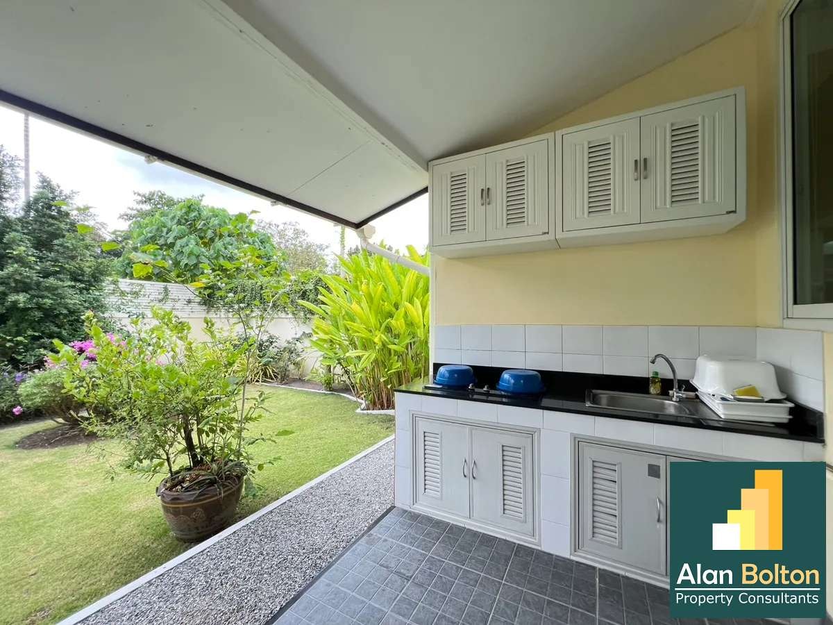 Beautiful Private Pool Villa 3 Bedroom 2 Bathroom in Huay Yai photo 21