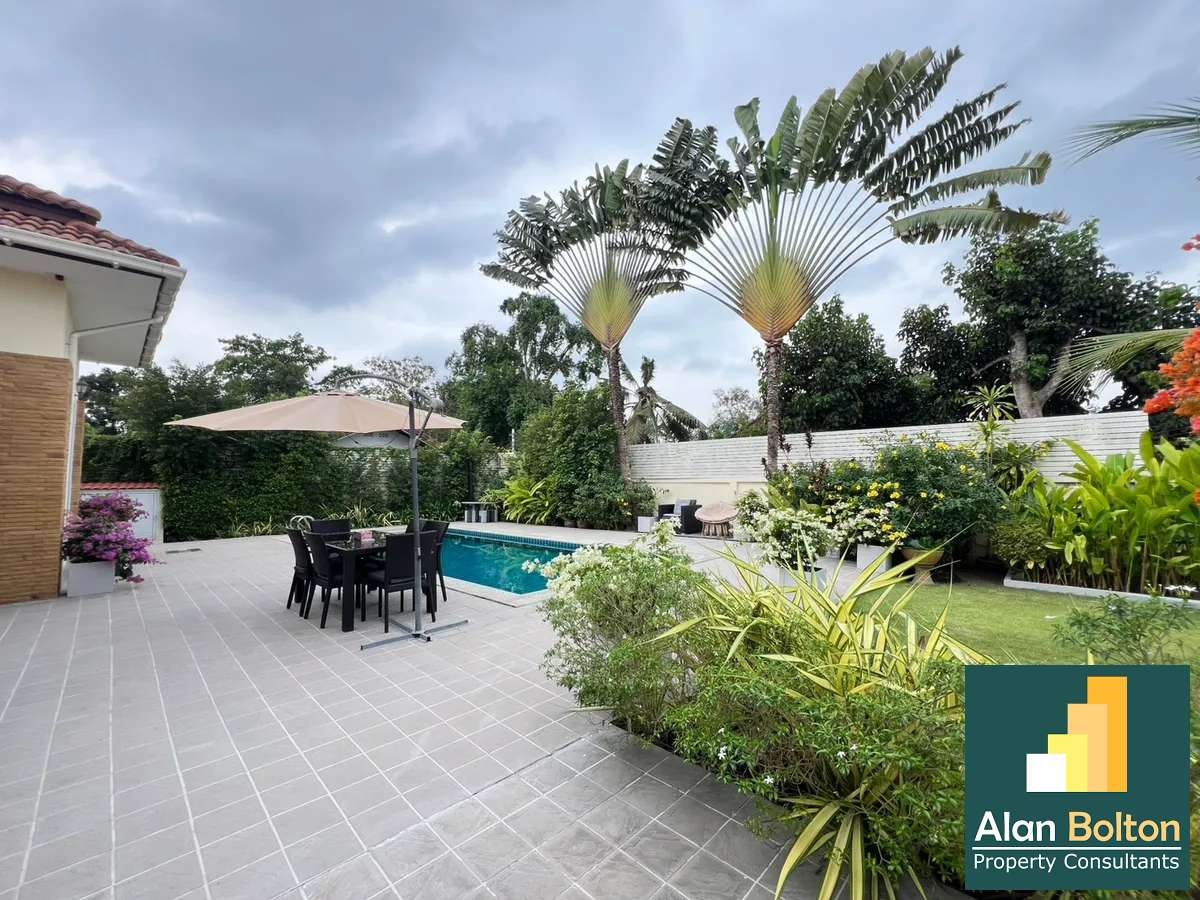 Beautiful Private Pool Villa 3 Bedroom 2 Bathroom in Huay Yai photo 3