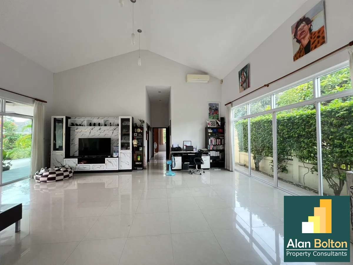 Beautiful Private Pool Villa 3 Bedroom 2 Bathroom in Huay Yai photo 10