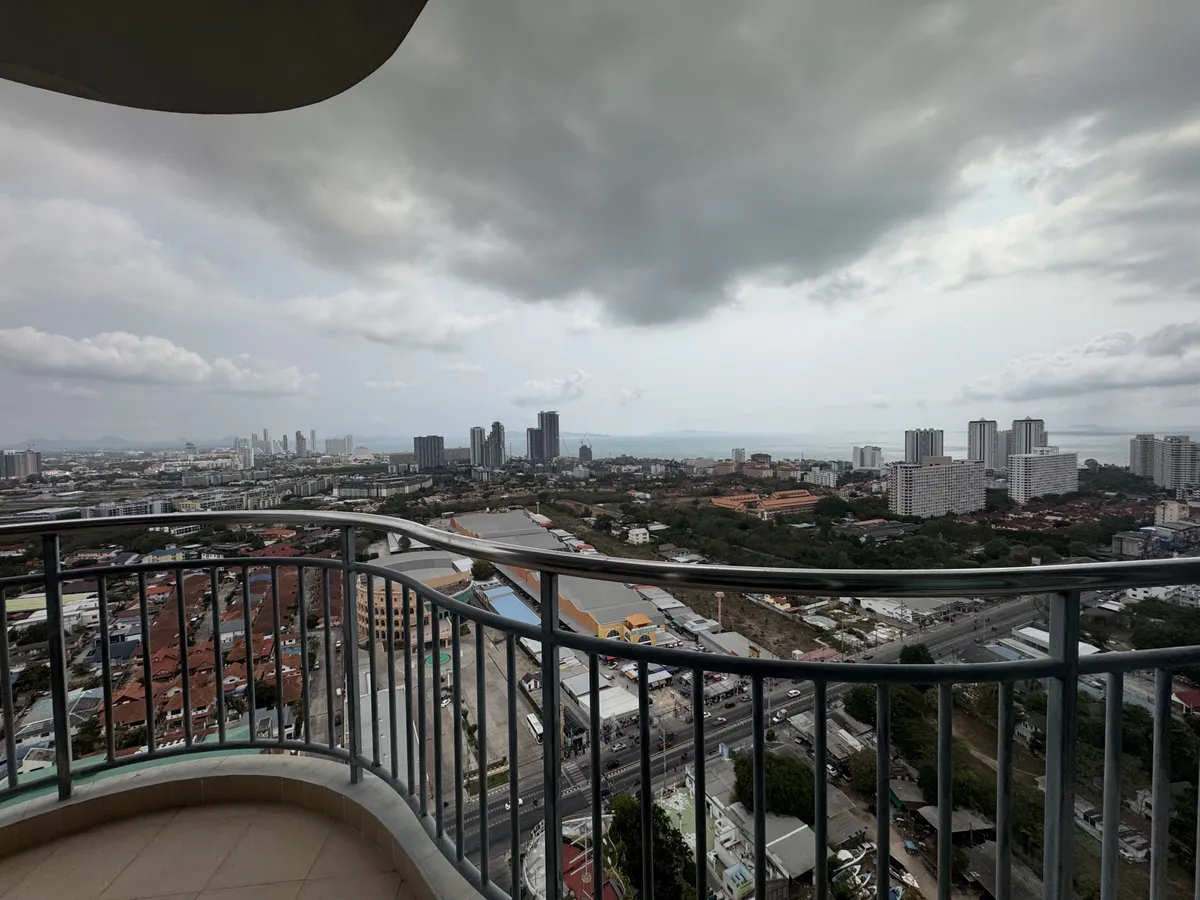 Beautiful 2 Bedroom 2 Bathroom Sea View Condo on Thepprasit Road photo 10