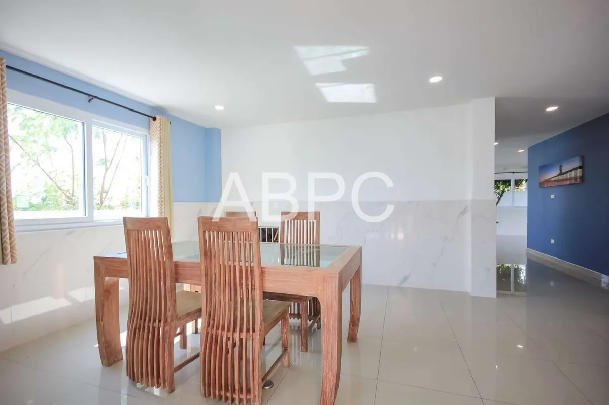 5 Bedrooms 5 Bathrooms in Huay Yai photo 2