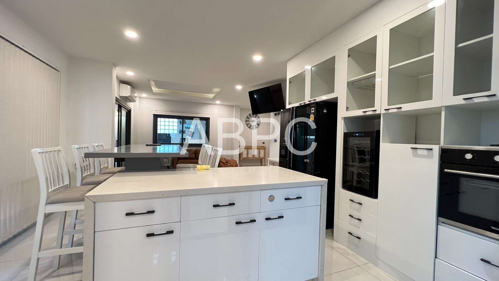 Modern 4 Bed 4 Bath House in East Pattaya - Patta Prime photo 7