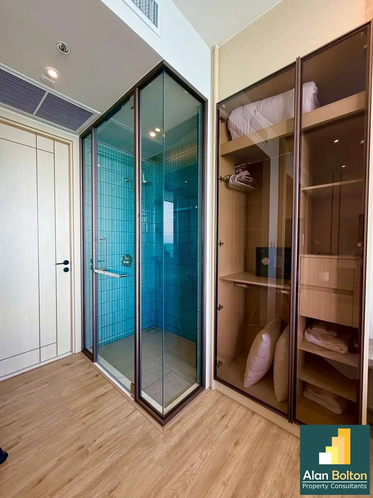 Ocean View Studio 1 Bathroom in Wongamat photo 7