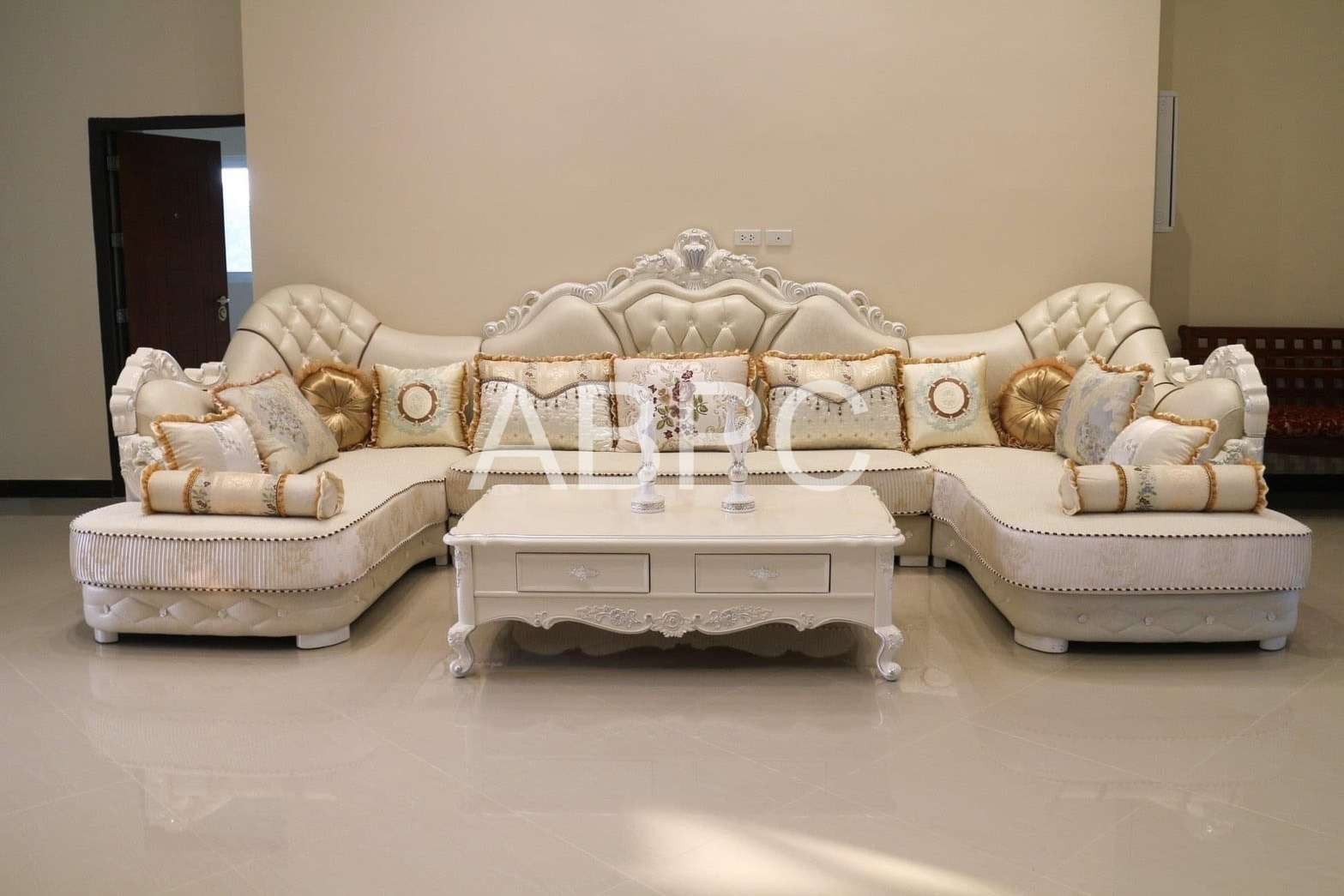 5 Bedrooms 6 Bathrooms Estate  in East Pattaya photo 12