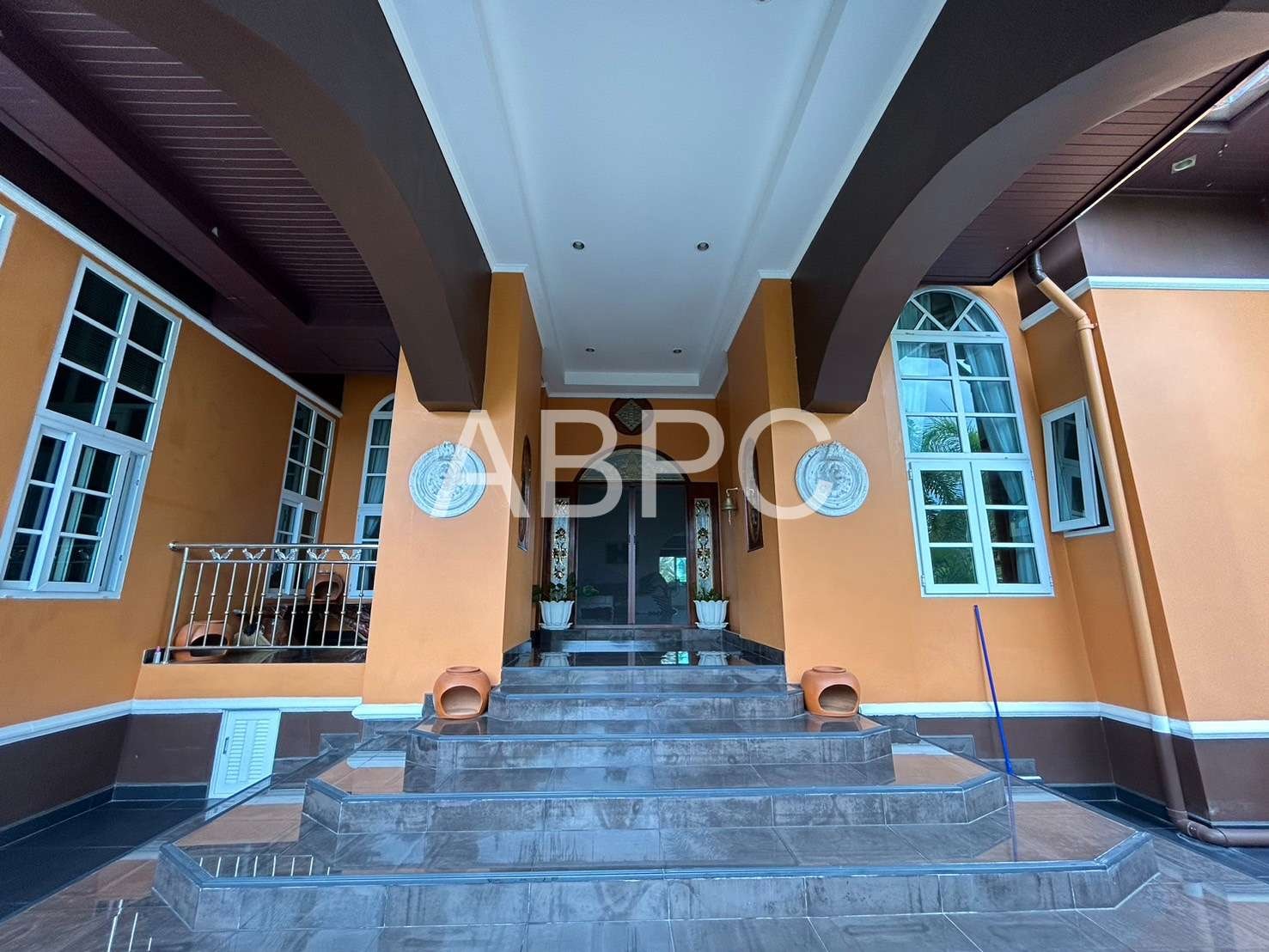 5 Bedrooms 6 Bathrooms Estate  in East Pattaya photo 23