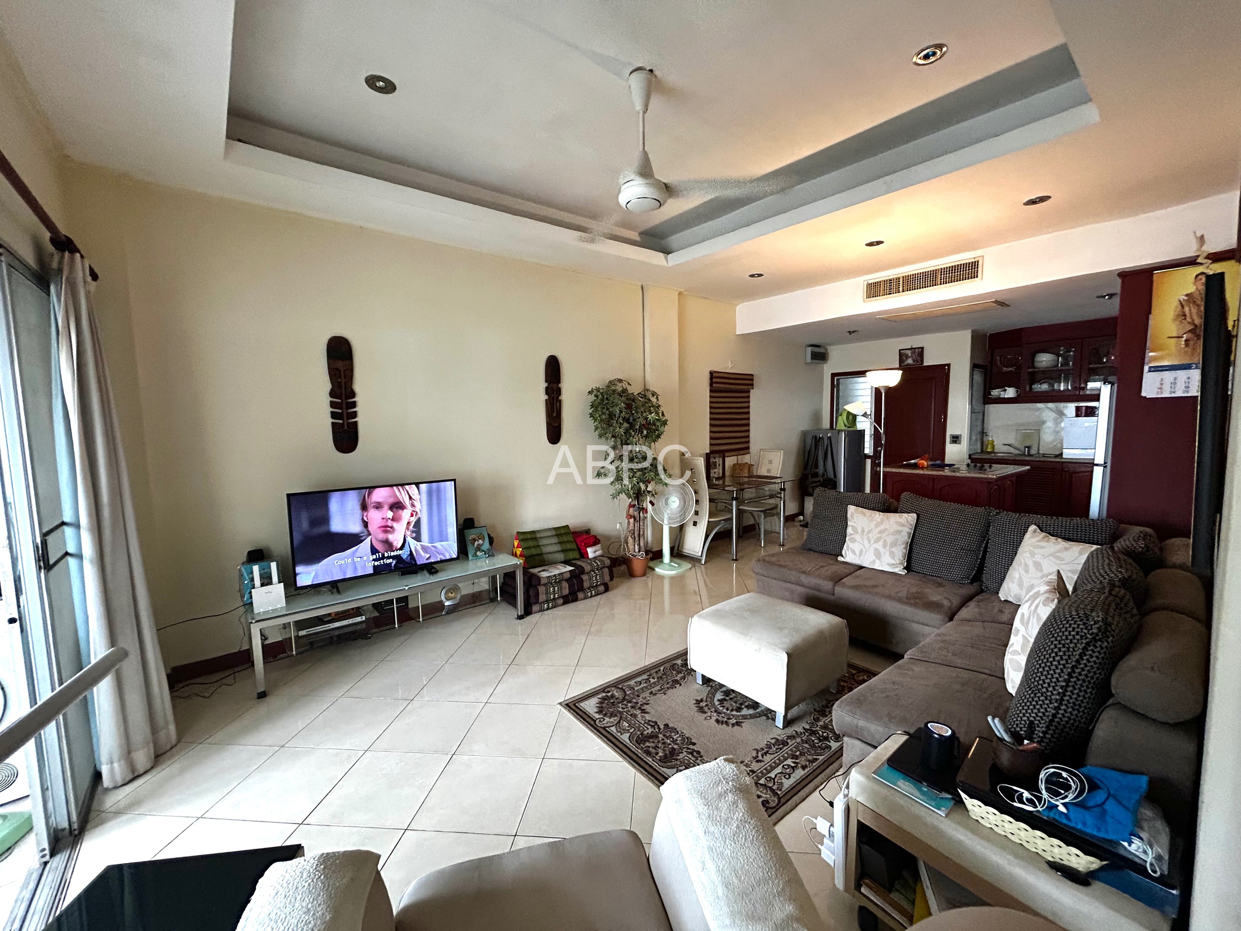 Spacious 1 Bedroom 1 Bathroom Ground Floor Condo photo 7