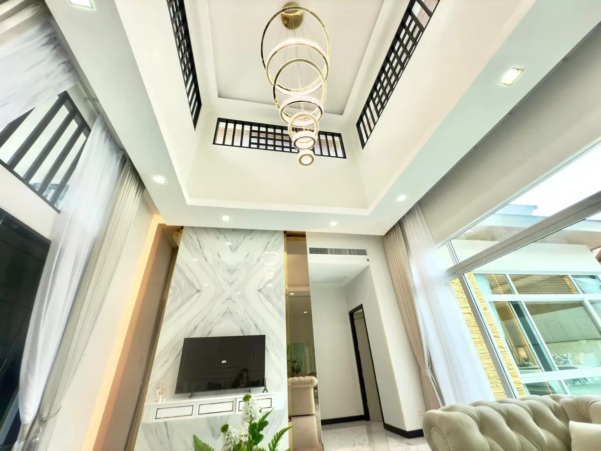 Pool Villa For Sale in East Pattaya photo 17