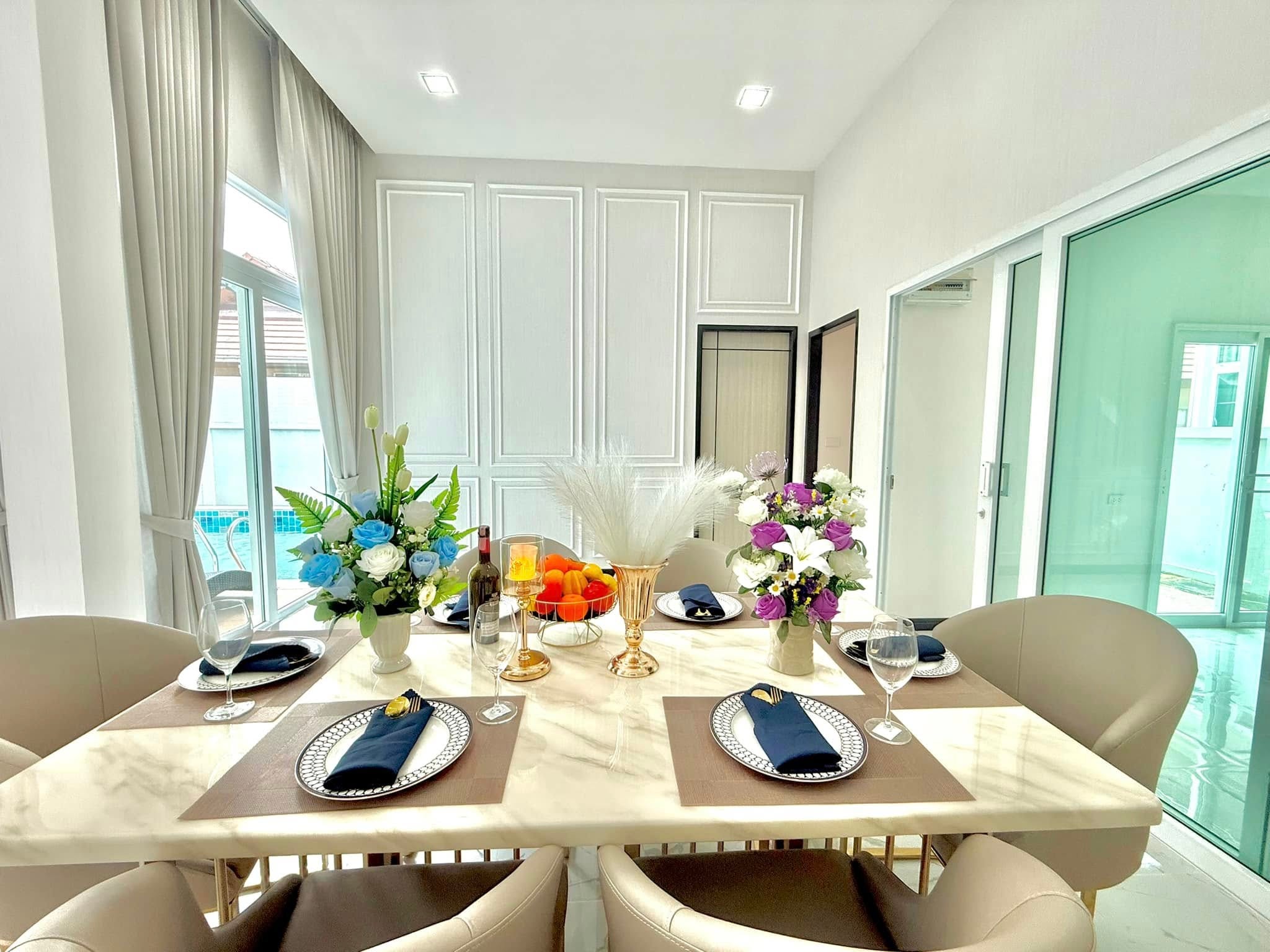 Pool Villa For Sale in East Pattaya photo 23