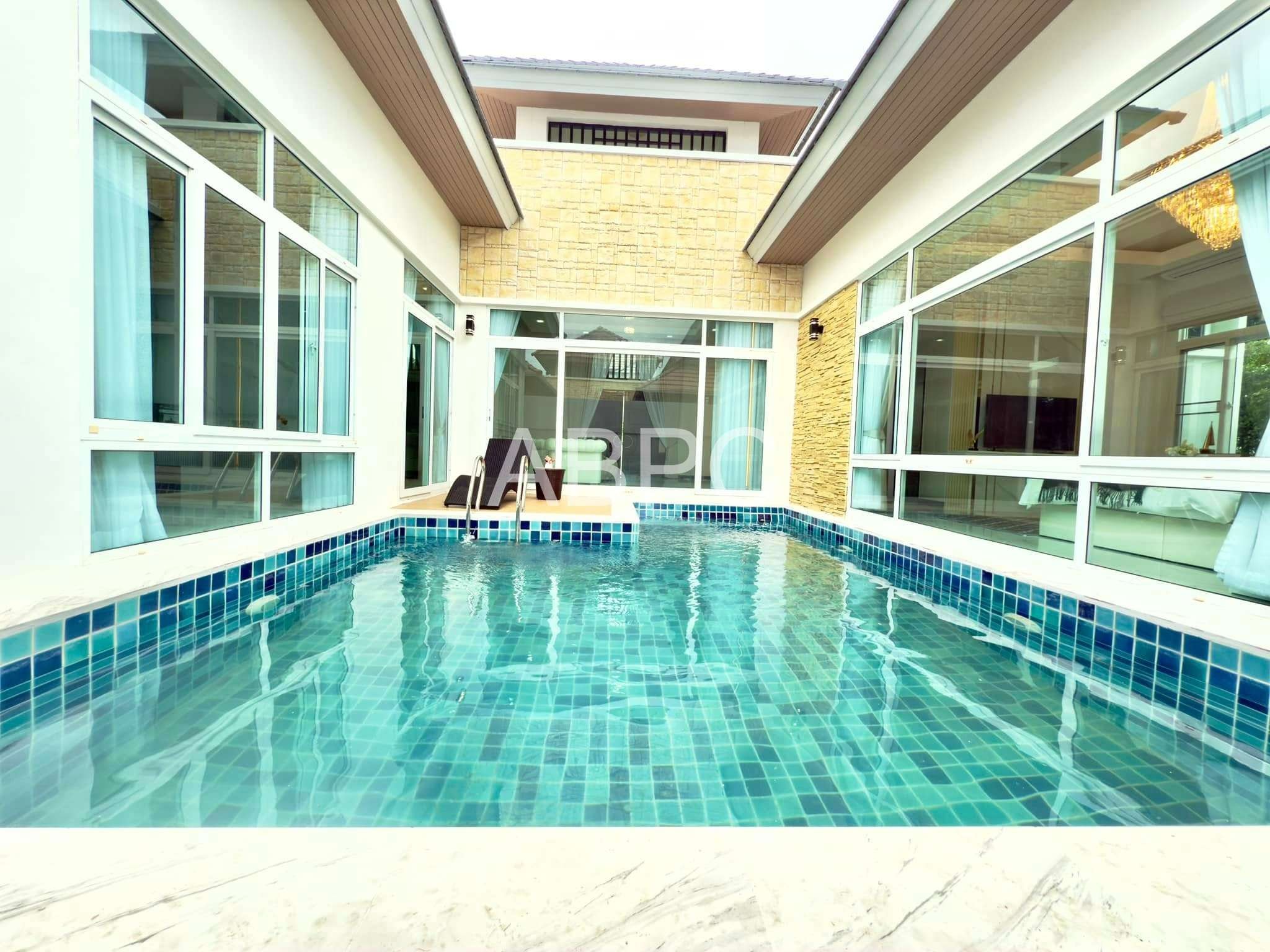 Pool Villa For Sale in East Pattaya photo 5