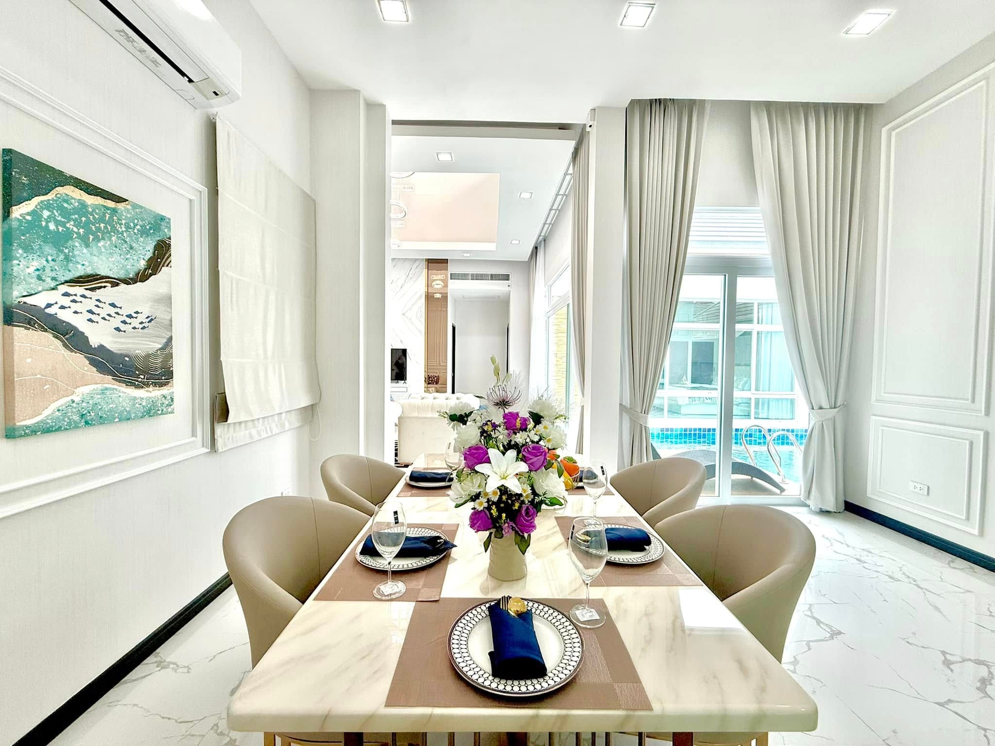 Pool Villa For Sale in East Pattaya photo 21