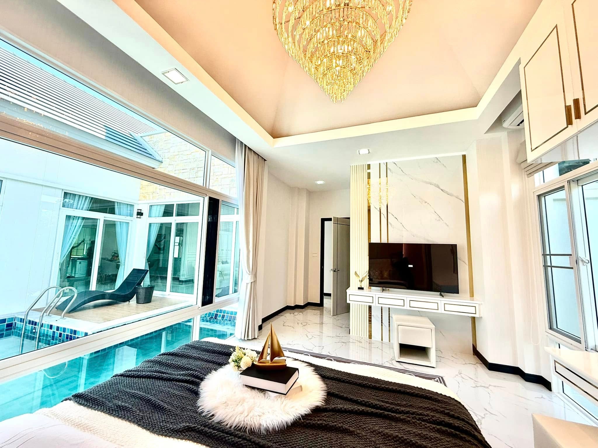 Pool Villa For Sale in East Pattaya photo 24
