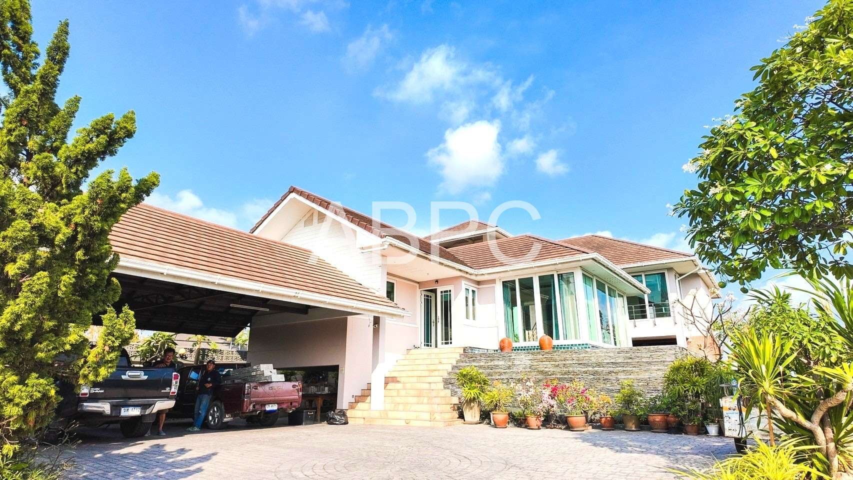 Private House close to the beach Bangsarey 4 Bedroom 5 Bathroom photo 4