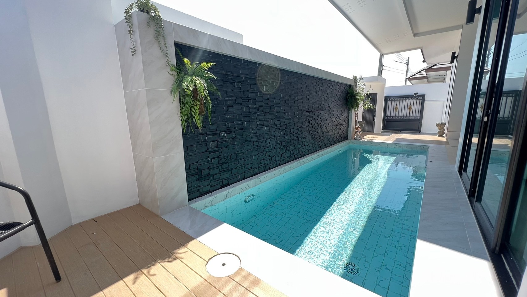 MODERN LUXURY 3 Bedrooms 4 Bathrooms in Huay yai photo 26