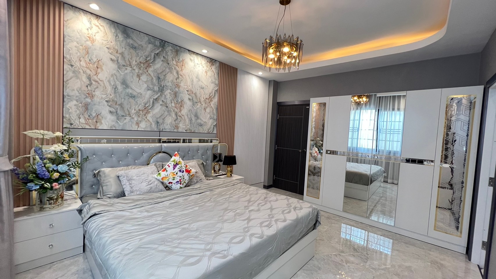 MODERN LUXURY 3 Bedrooms 4 Bathrooms in East Pattaya photo 25
