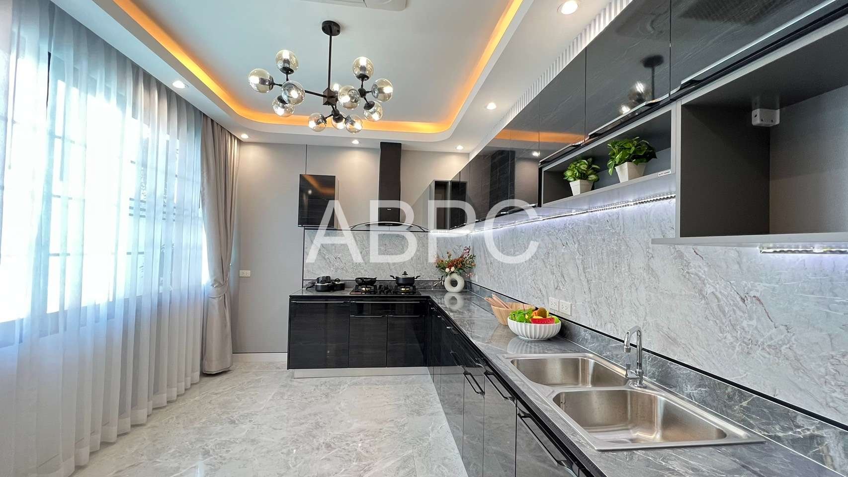 MODERN LUXURY 3 Bedrooms 4 Bathrooms in East Pattaya photo 14