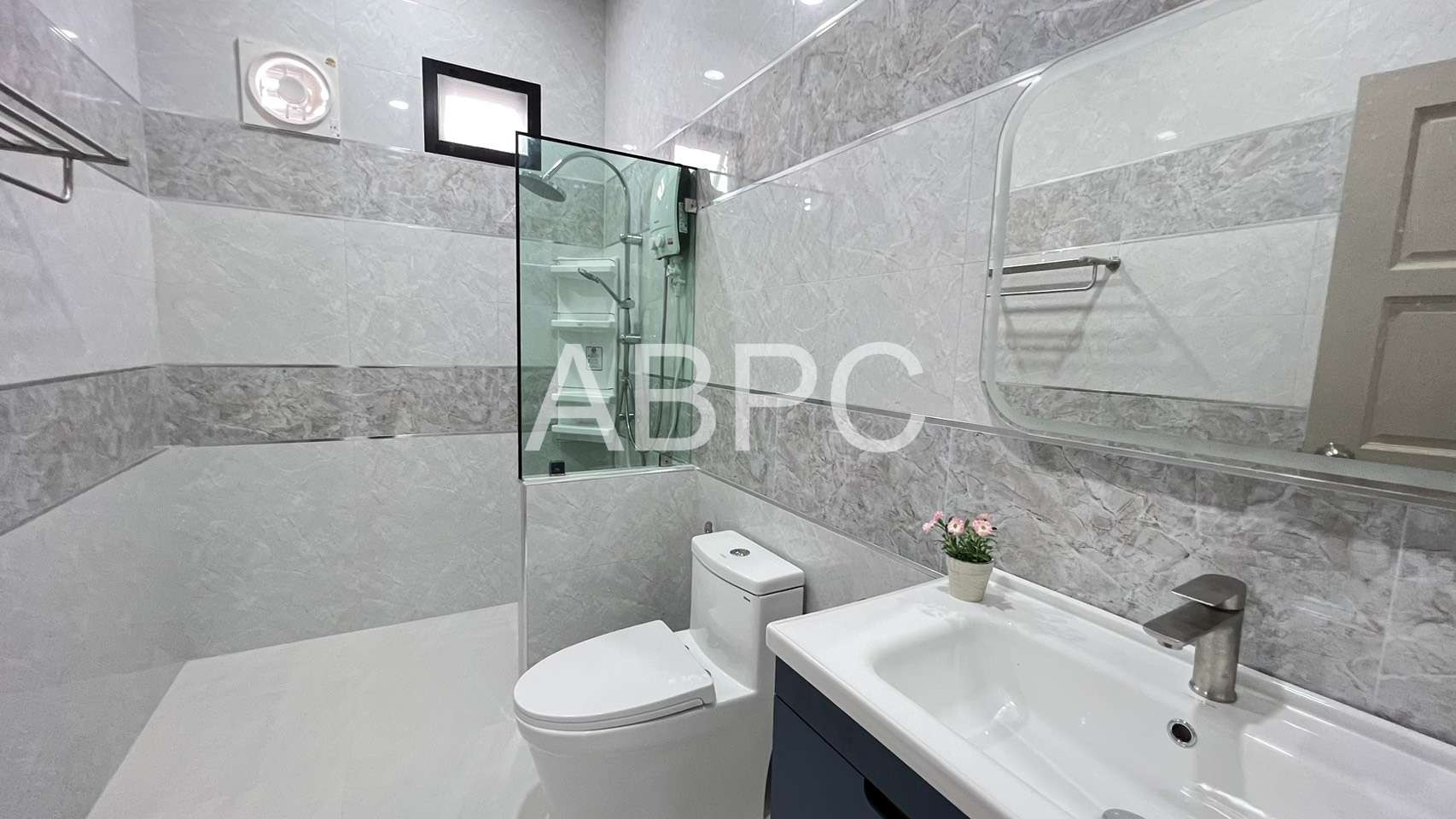 New Pool villas  4 Bedrooms 4 Bathrooms in East pattaya photo 11