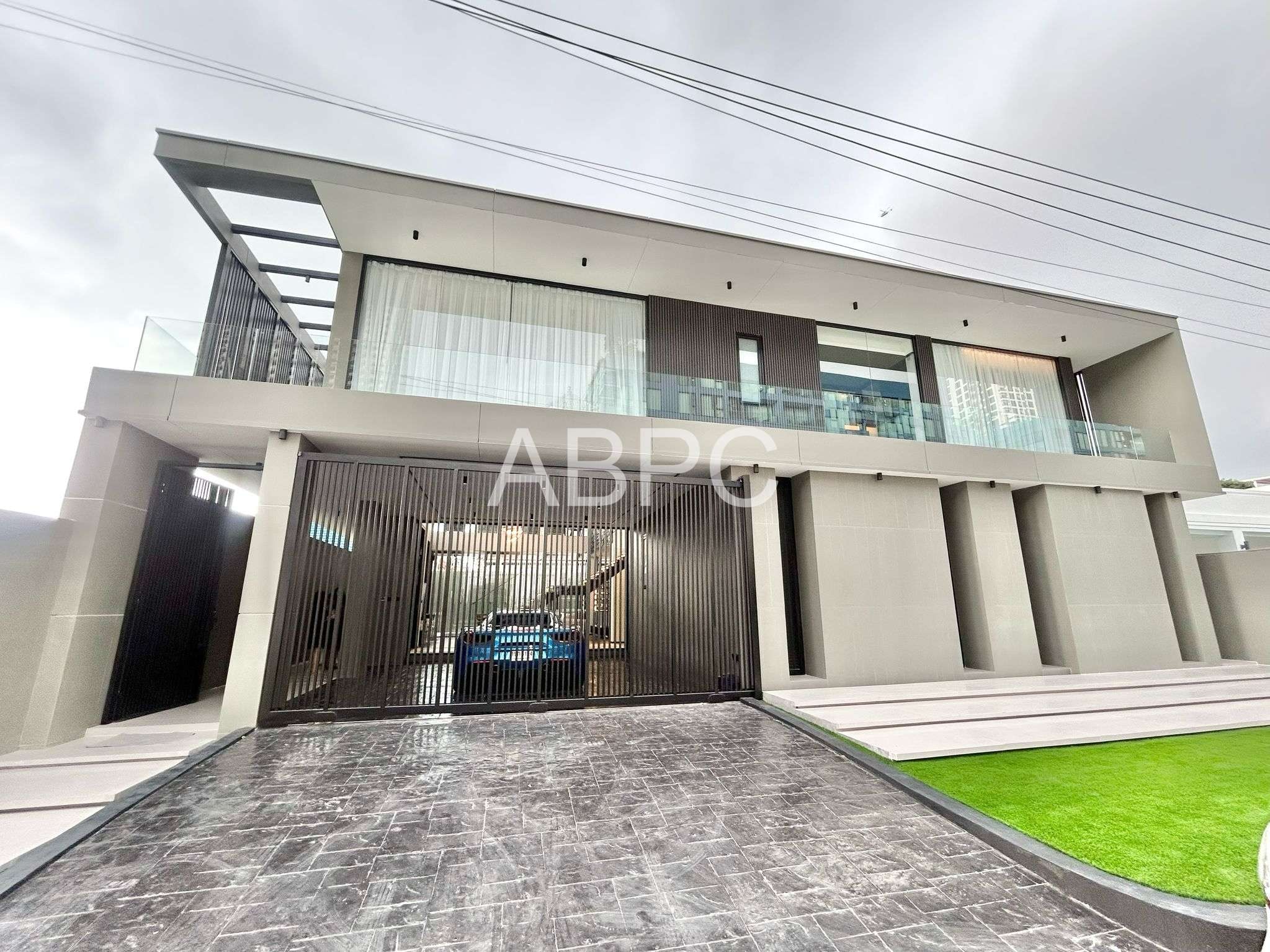Modern Luxury In Jomtien - Casa Jomtien