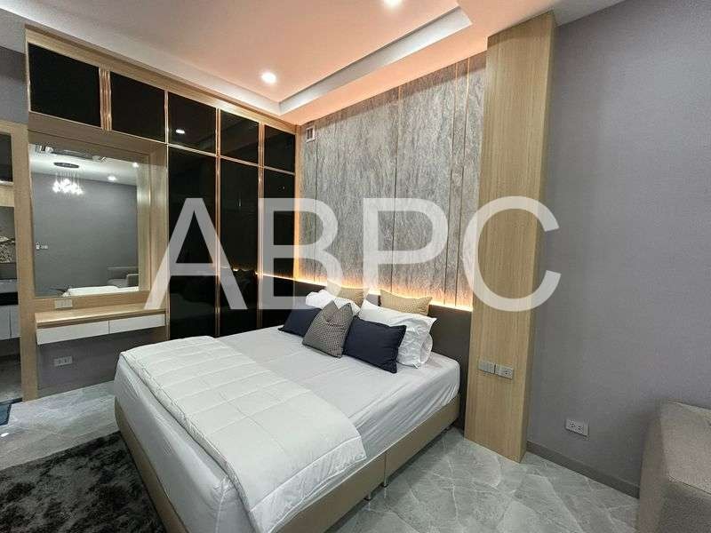 Lake Ville Mabprachan 5 Bed 6 Bath 2 Dining rooms photo 23