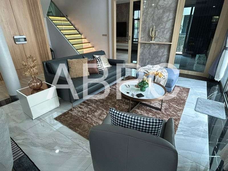 Lake Ville Mabprachan 5 Bed 6 Bath 2 Dining rooms photo 8
