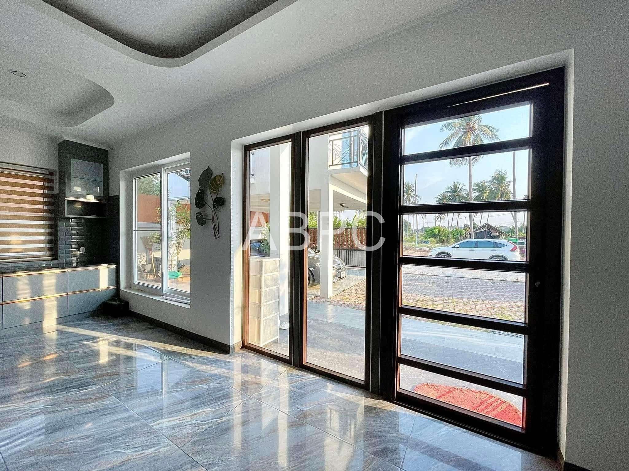 4 Bedrooms 5 Bathrooms in East Pattaya photo 4