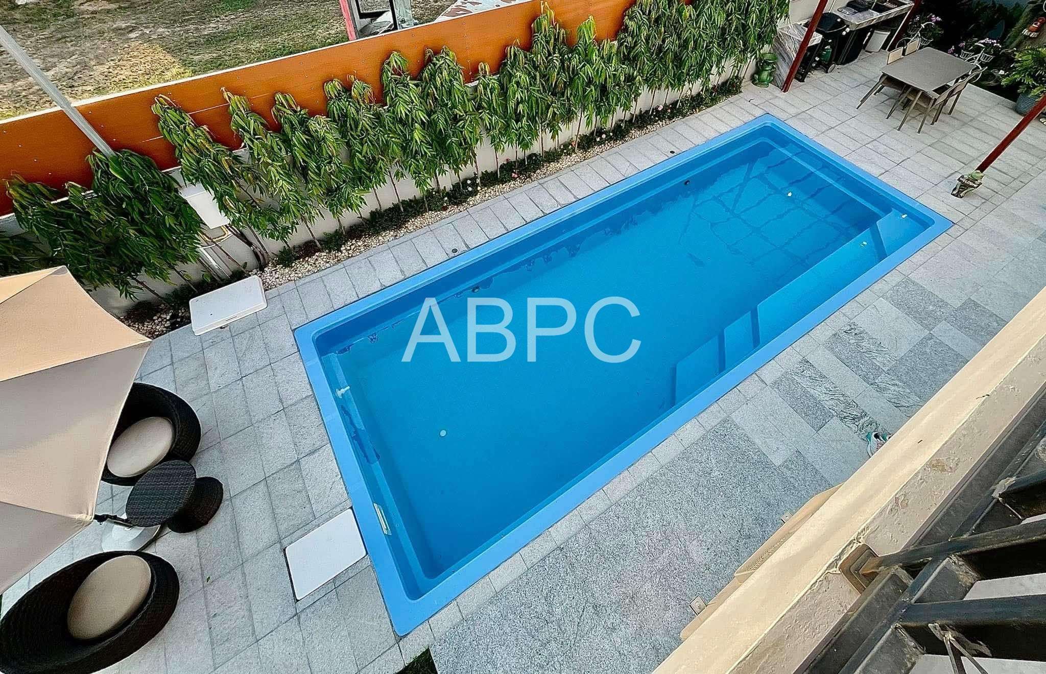 4 Bedrooms 5 Bathrooms in East Pattaya photo 6