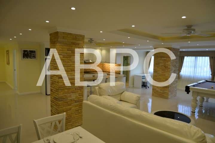 Large Renovated 2 Bed 3 Bath Penthouse Condo In Central Pattaya photo 10