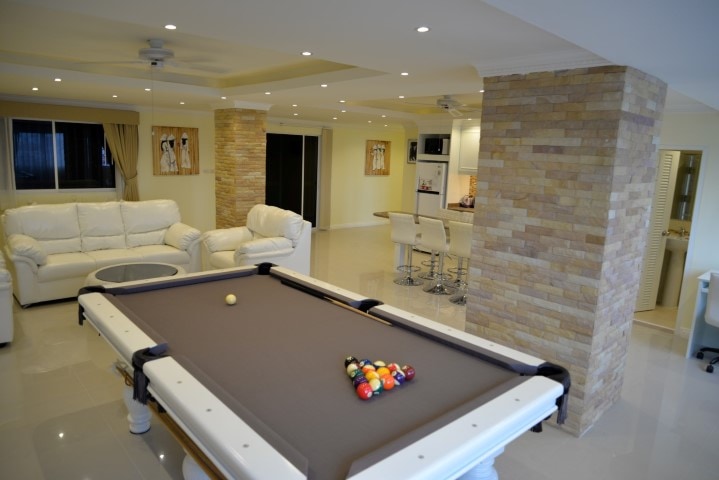 Large Renovated 2 Bed 3 Bath Penthouse Condo In Central Pattaya photo 22