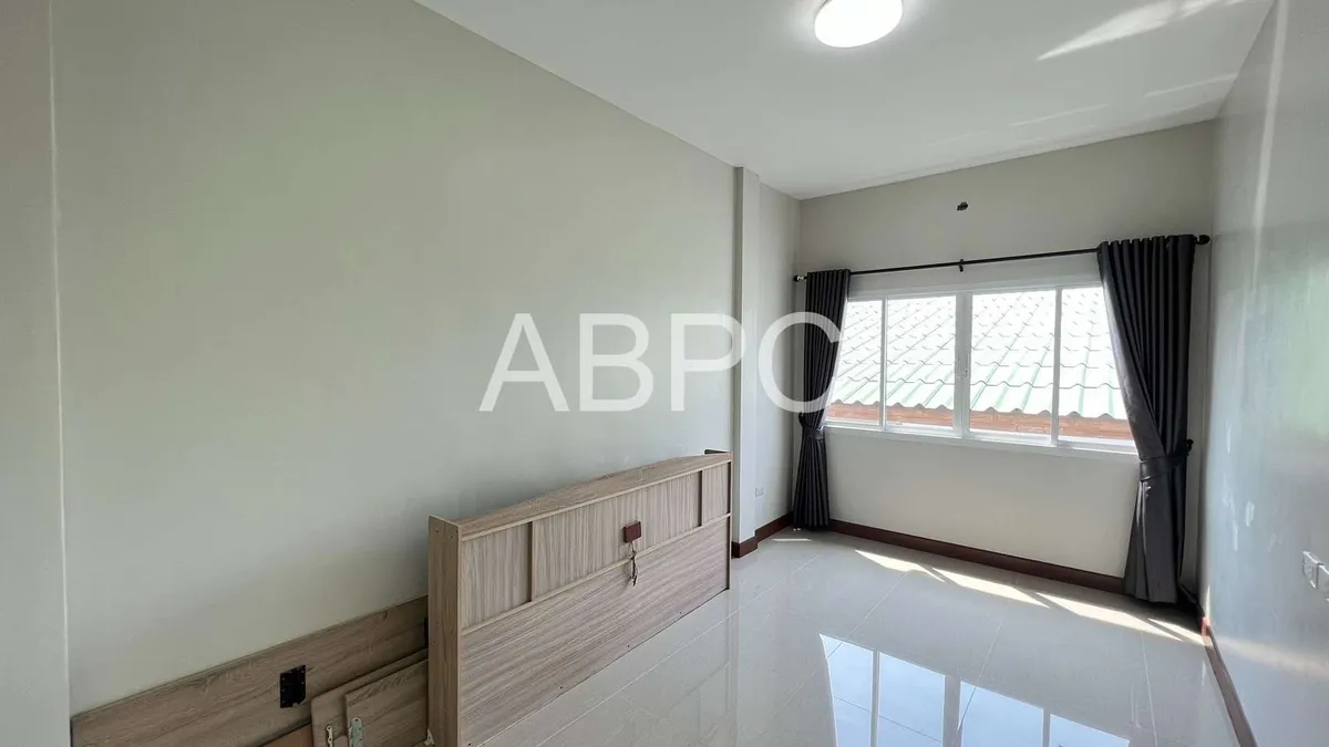 Townhome for rent 3 Bedrooms 3 Bathrooms in East Pattaya photo 2