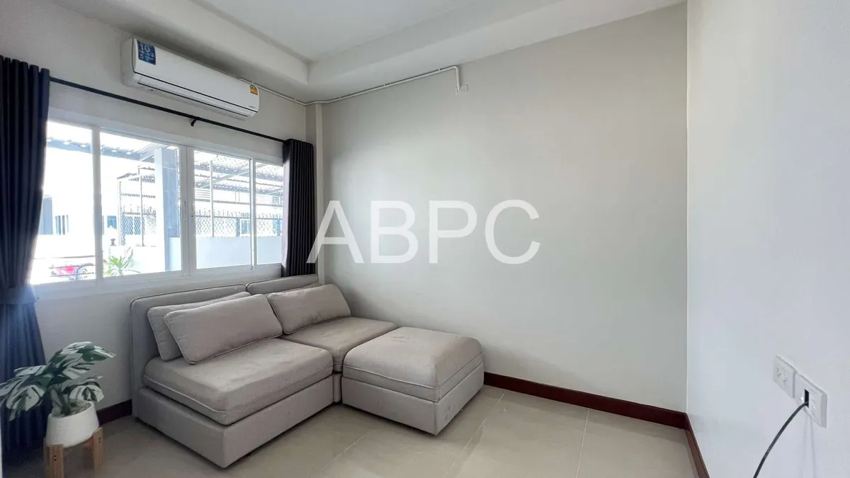 Townhome for rent 3 Bedrooms 3 Bathrooms in East Pattaya photo 11