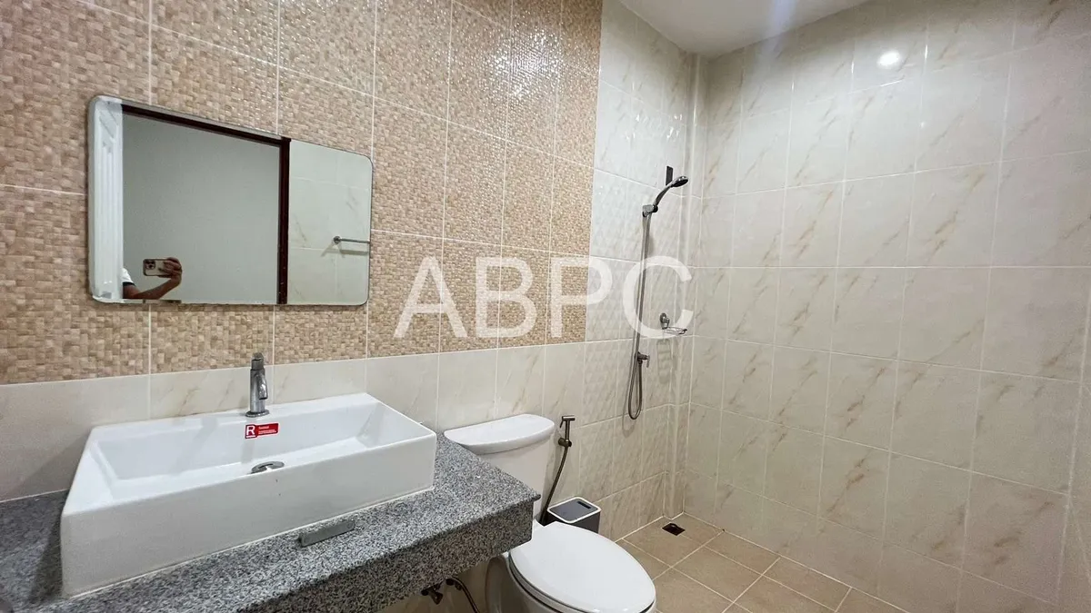 Townhome for rent 3 Bedrooms 3 Bathrooms in East Pattaya photo 5