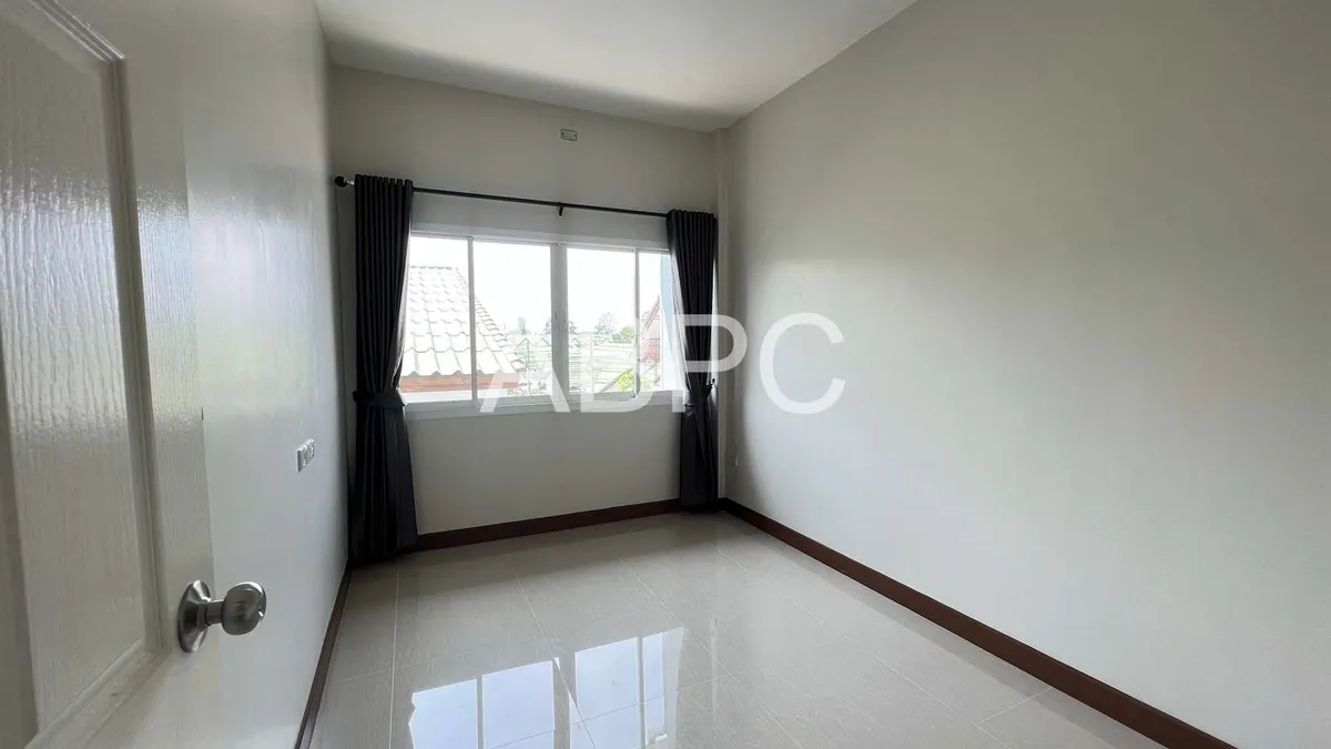 Townhome for rent 3 Bedrooms 3 Bathrooms in East Pattaya photo 9