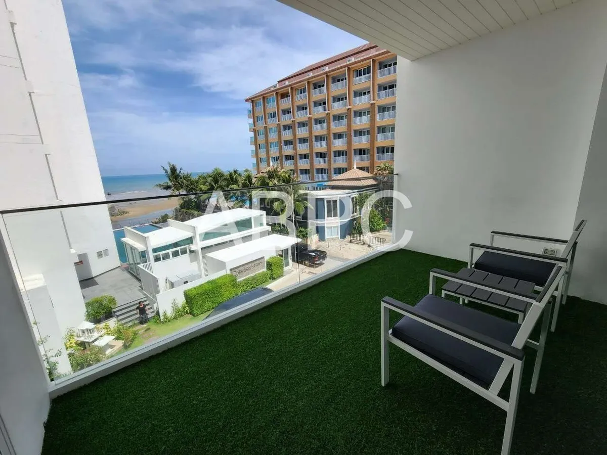 Beach Front Condo For Rent photo 15