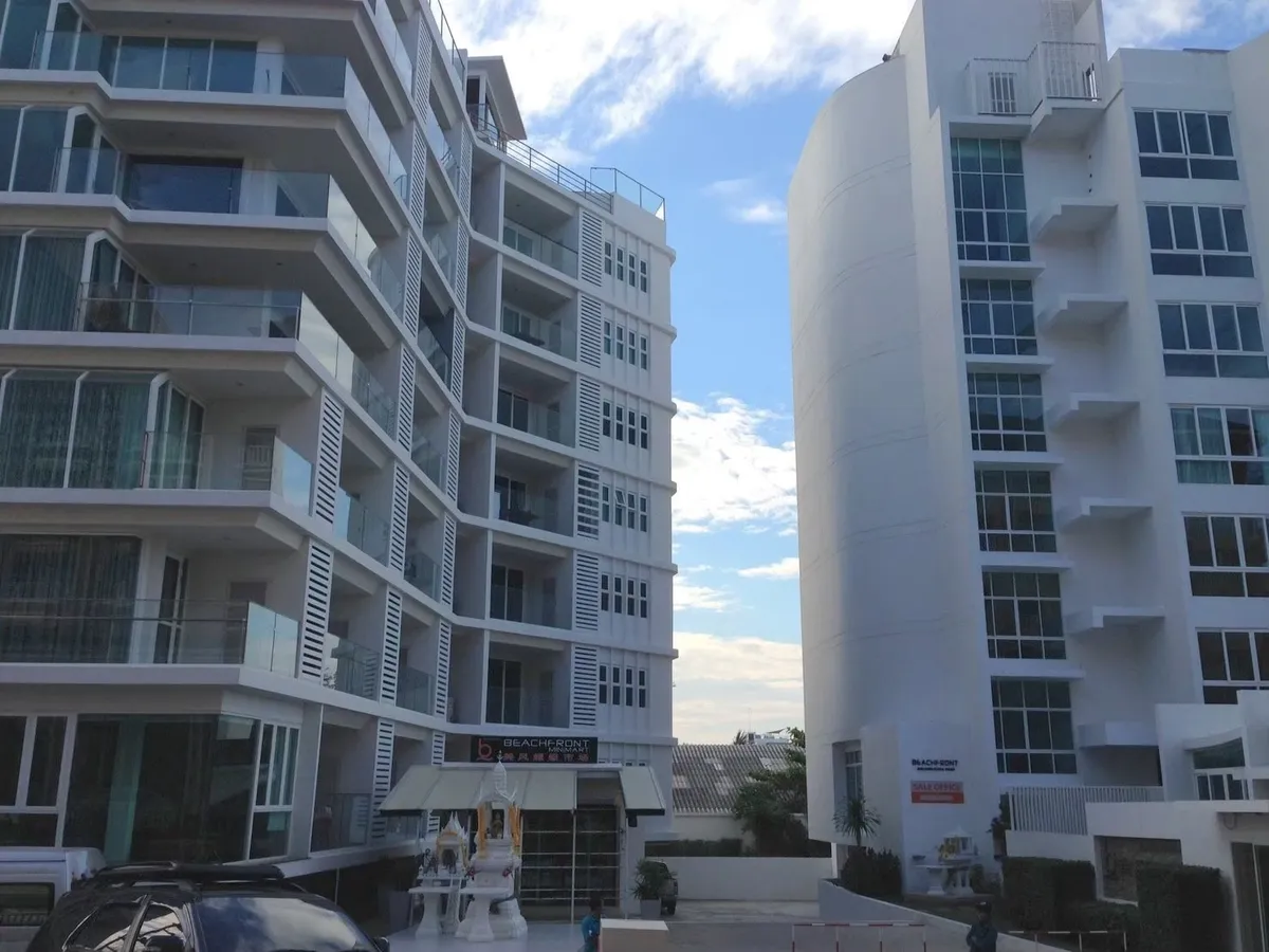 Beach Front Condo For Rent photo 29