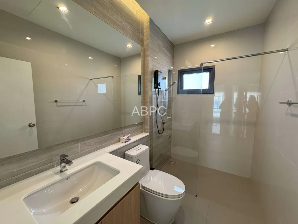 3 Bedrooms 3 Bathrooms in Rong Po photo 10