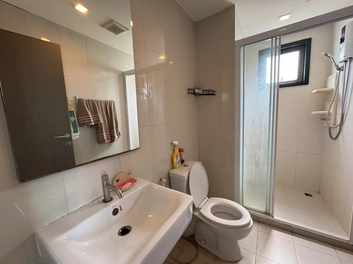Corner unit 2 Bedrooms 1 Bathroom in Central Pattaya photo 21