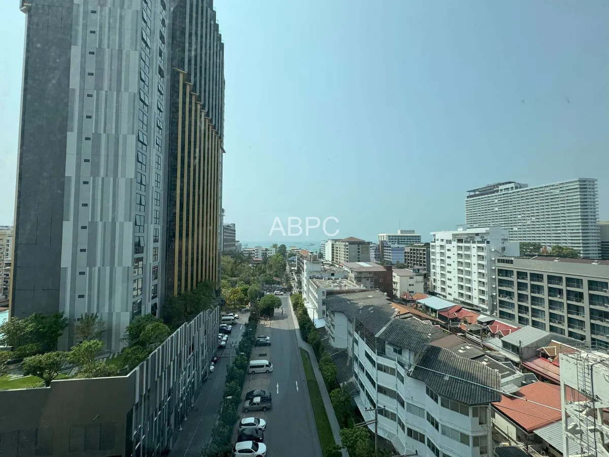 Corner unit 2 Bedrooms 1 Bathroom in Central Pattaya photo 8