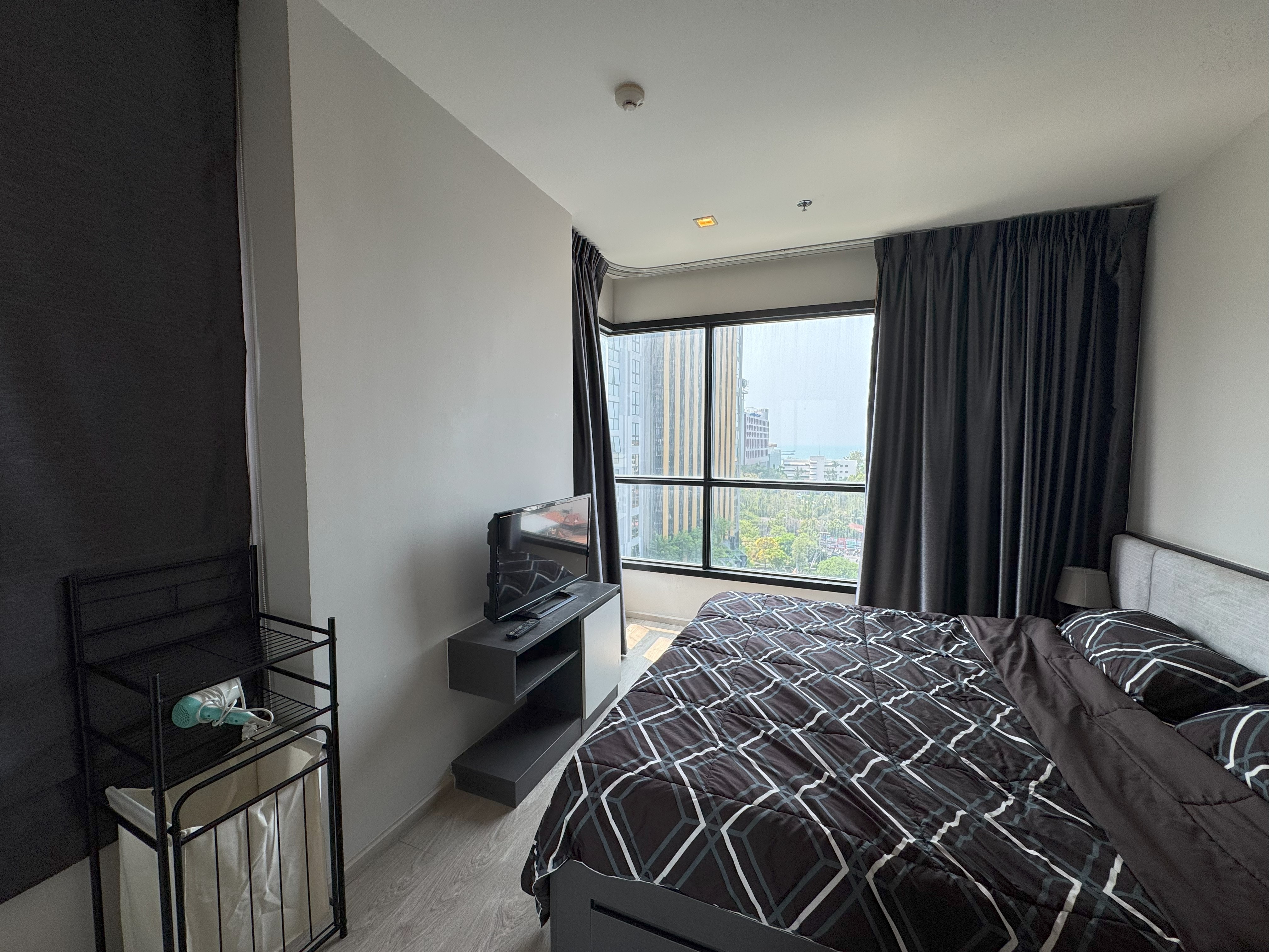 Corner unit 2 Bedrooms 1 Bathroom in Central Pattaya photo 19