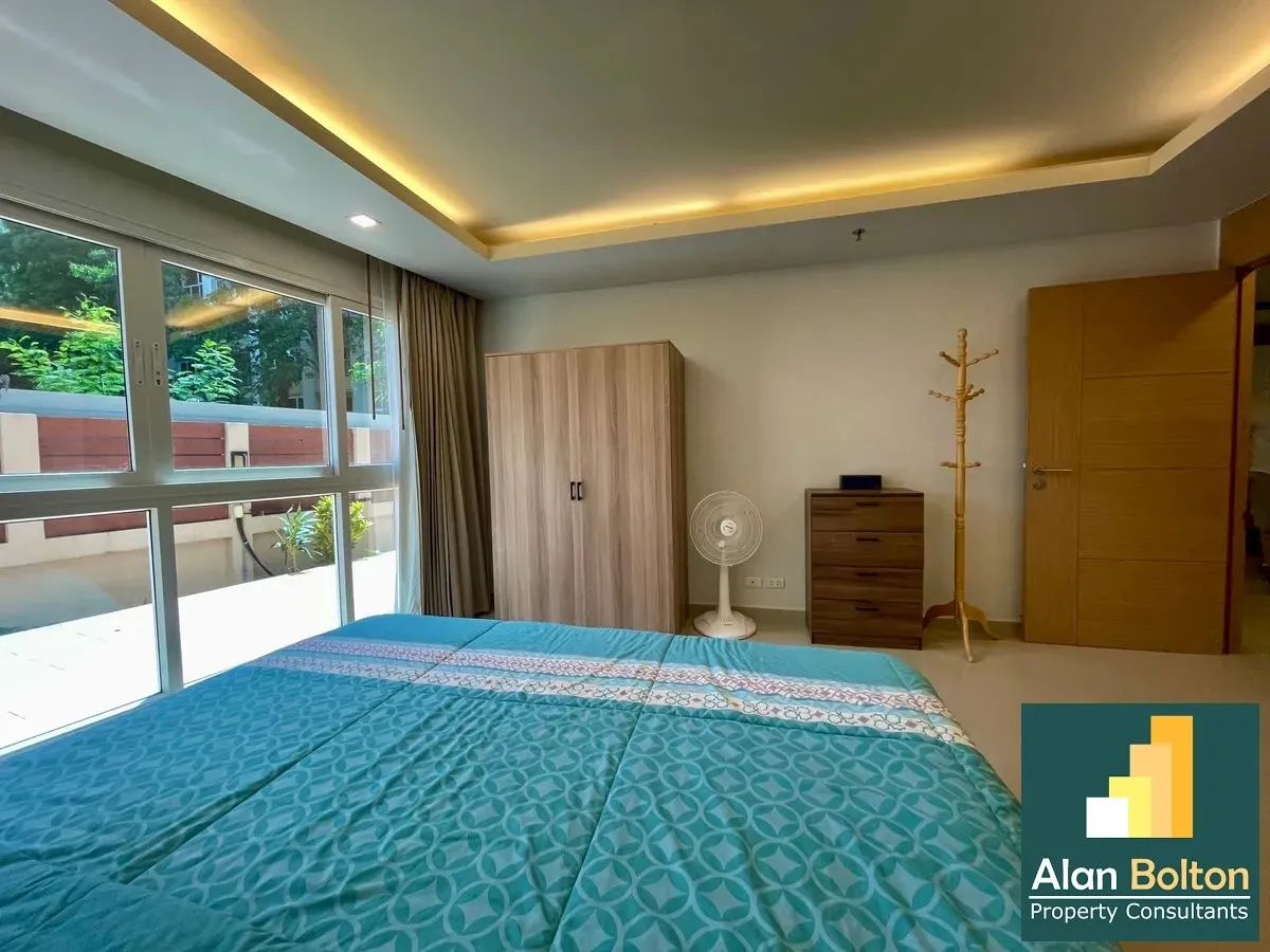 Beautifully Spacious 1 Bedroom 1 Bathroom Condo photo 12