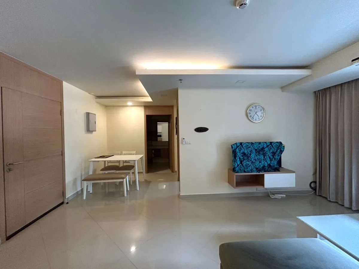 Beautifully Spacious 1 Bedroom 1 Bathroom Condo photo 21